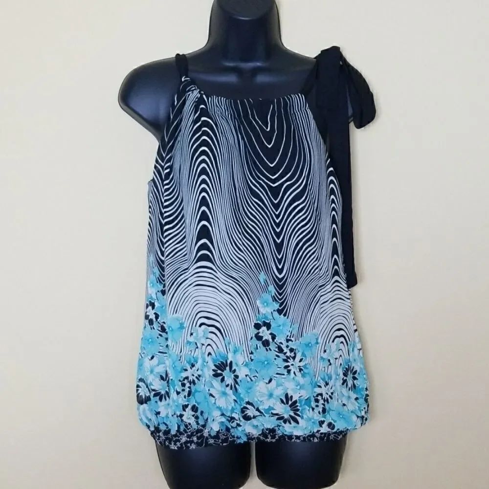 Wrapper Floral Halter Top 